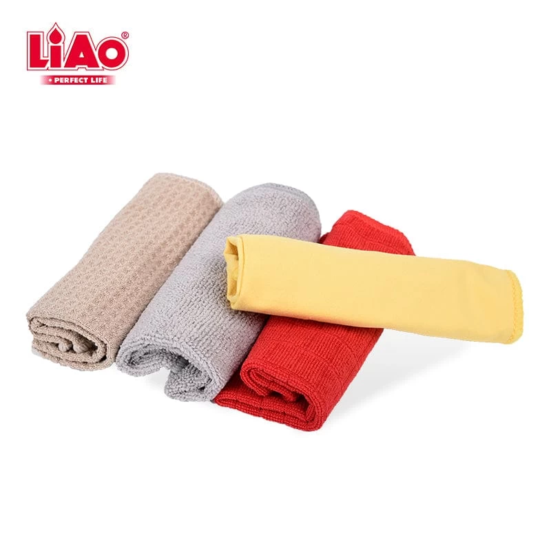 LiAo Microfiber Cleaning Cloths Pack Of 4 4 LiAo Microfiber Cleaning Cloths Pack Of 4 - Image 2